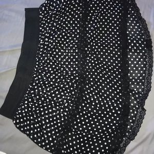 Black and White Polka Dot Torrid Skirt with Lace